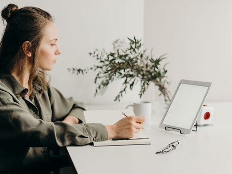 沃什執(zhí)掌美聯(lián)儲：2026年全球市場將如何變化？