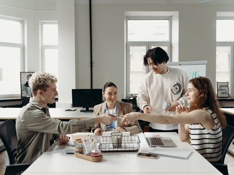 奢侈品衣柜商家入駐全攻略