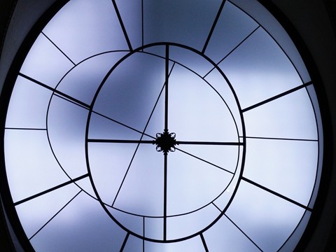 國內(nèi)短視頻平臺商業(yè)模式剖析