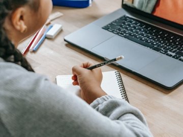 紐約婚姻移民拒簽率超50%，真實(shí)材料準(zhǔn)備要點(diǎn)解析