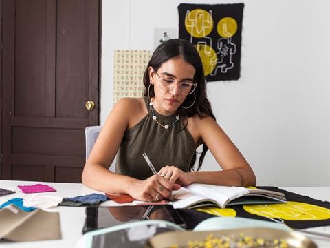 國際銀行開立美元公司賬戶的流程與合規(guī)要求 國際銀行開立美元公司賬戶的流程與合規(guī)要求