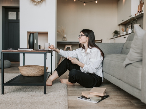 京東國際購物的優(yōu)勢：品質(zhì)保證、物流快速、價格實惠。
