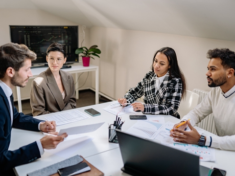 如何查詢香港個人或員工的強積金賬戶信息？