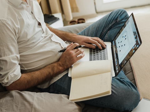 京東全球購(gòu)物流渠道優(yōu)化策略 京東全球購(gòu)物流渠道優(yōu)化策略